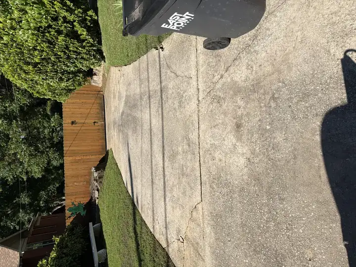 Concrete Driveway and Sidewalk Cleaning in East Point, GA