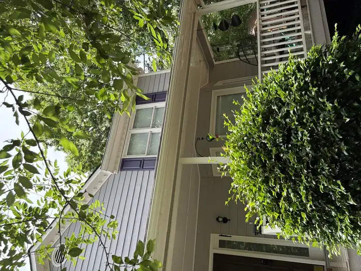 House and porch washing in Canton, GA